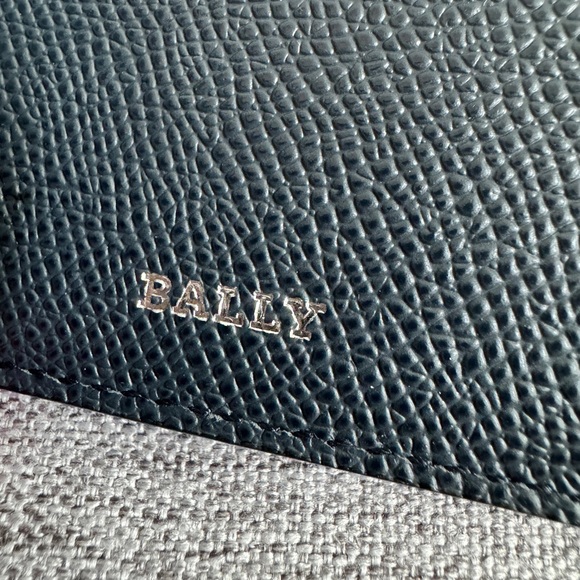Bally New Blue Folding Wallet - Picture 4 of 11